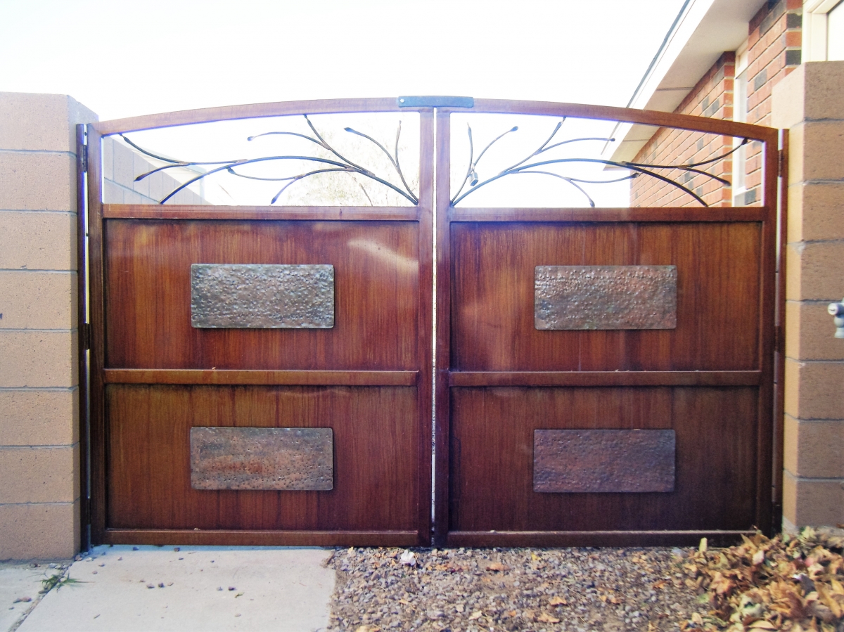 Walking Gates Albuquerque Custom Gates By Jose Varela